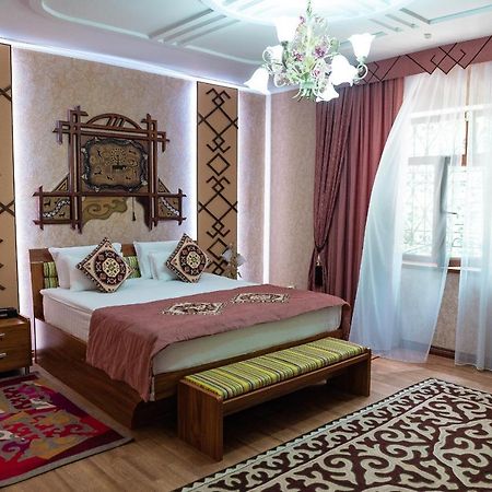 Gоlden Dragon Villa Hotel Biszkek Zewnętrze zdjęcie