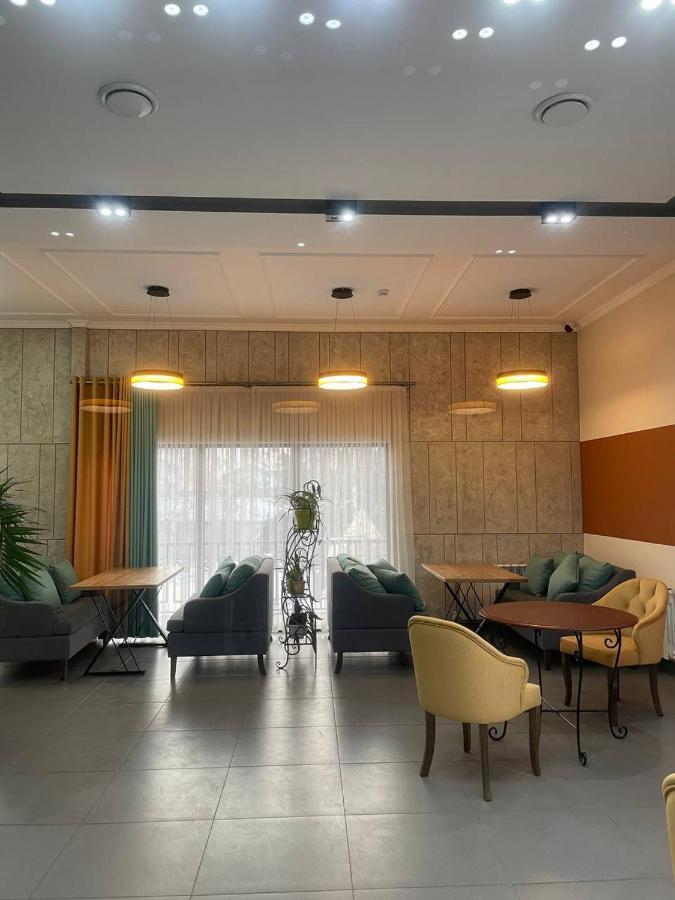 Gоlden Dragon Villa Hotel Biszkek Zewnętrze zdjęcie