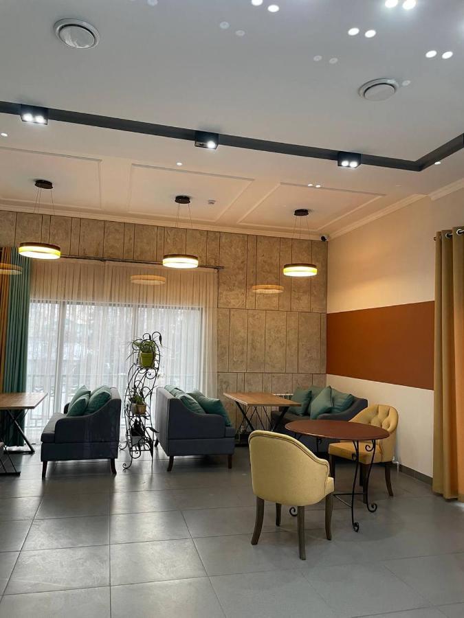 Gоlden Dragon Villa Hotel Biszkek Zewnętrze zdjęcie