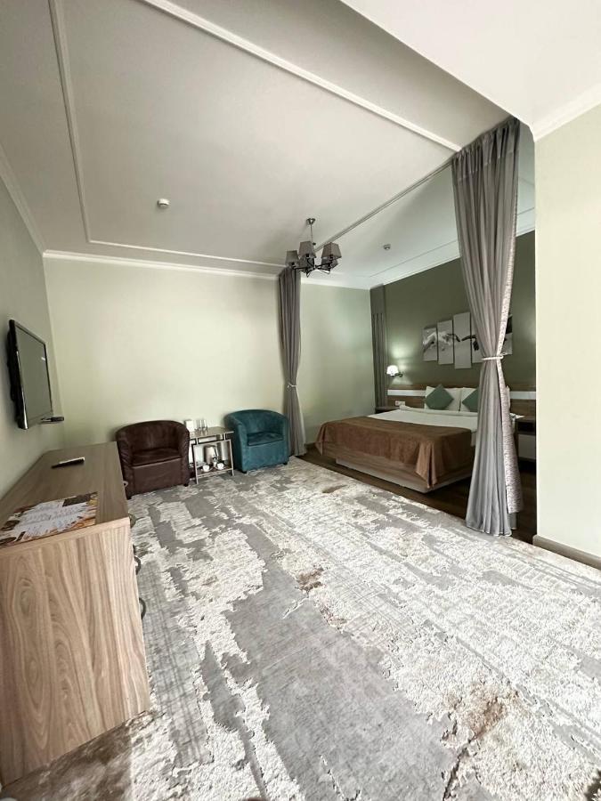 Gоlden Dragon Villa Hotel Biszkek Zewnętrze zdjęcie