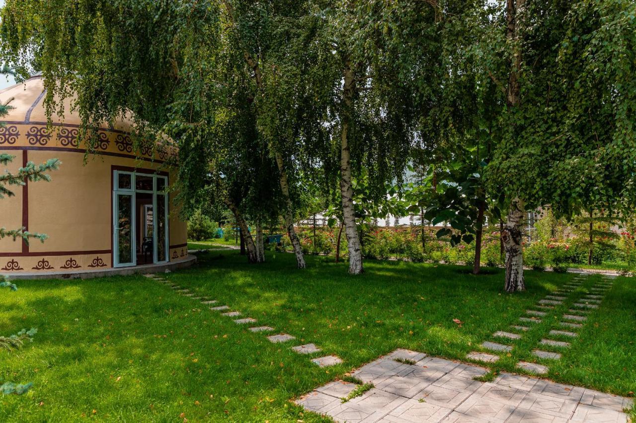 Gоlden Dragon Villa Hotel Biszkek Zewnętrze zdjęcie