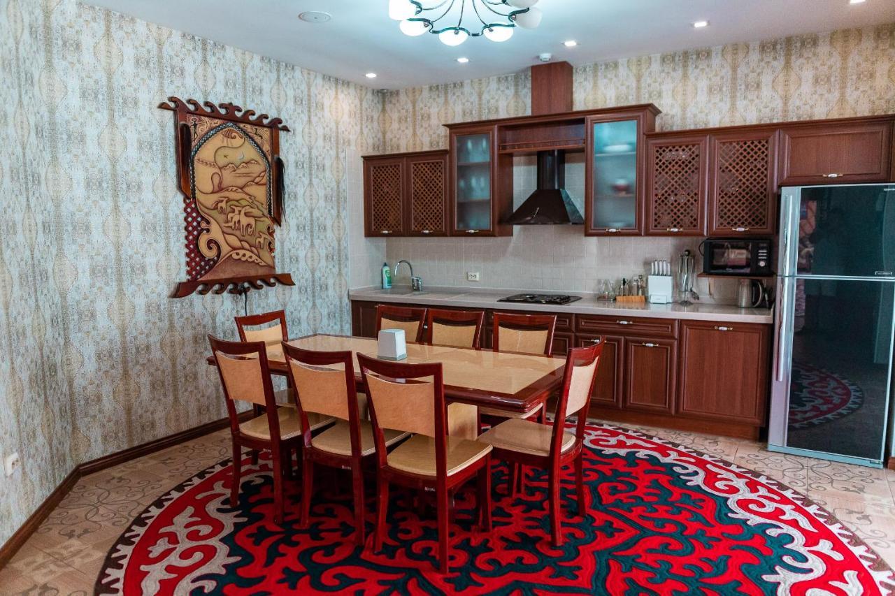 Gоlden Dragon Villa Hotel Biszkek Zewnętrze zdjęcie